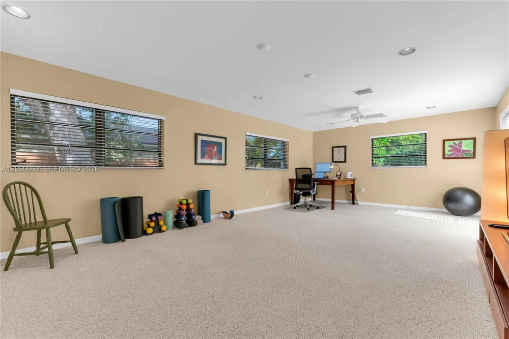 7915 SW 155th St Palmetto Bay, FL 33157