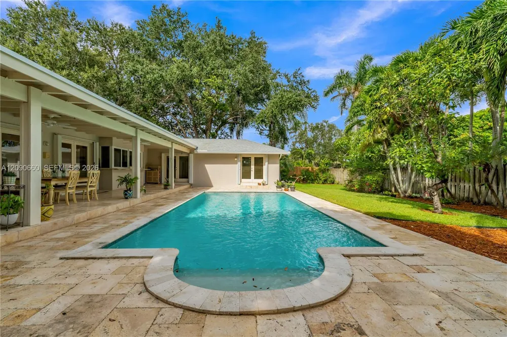 7915 SW 155th St Palmetto Bay, FL 33157