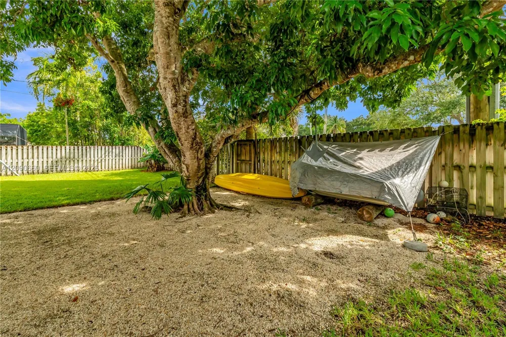 7915 SW 155th St Palmetto Bay, FL 33157