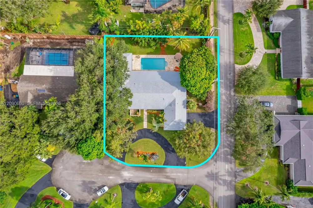 7915 SW 155th St Palmetto Bay, FL 33157