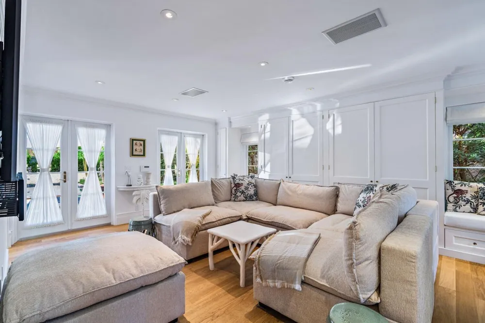 111 Via Del Lago Palm Beach, FL 33480