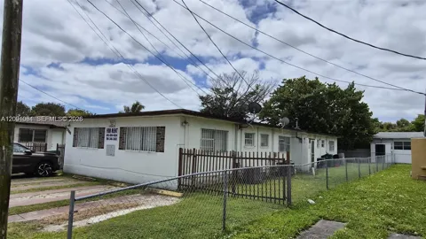 3180 NW 19th Ave #2