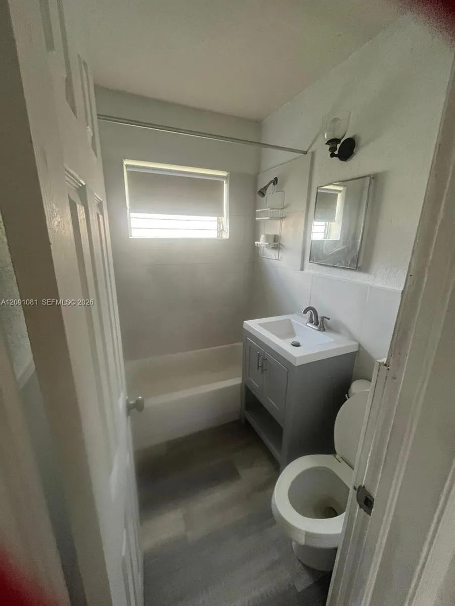 3180 NW 19th Ave #2 Miami, FL 33142