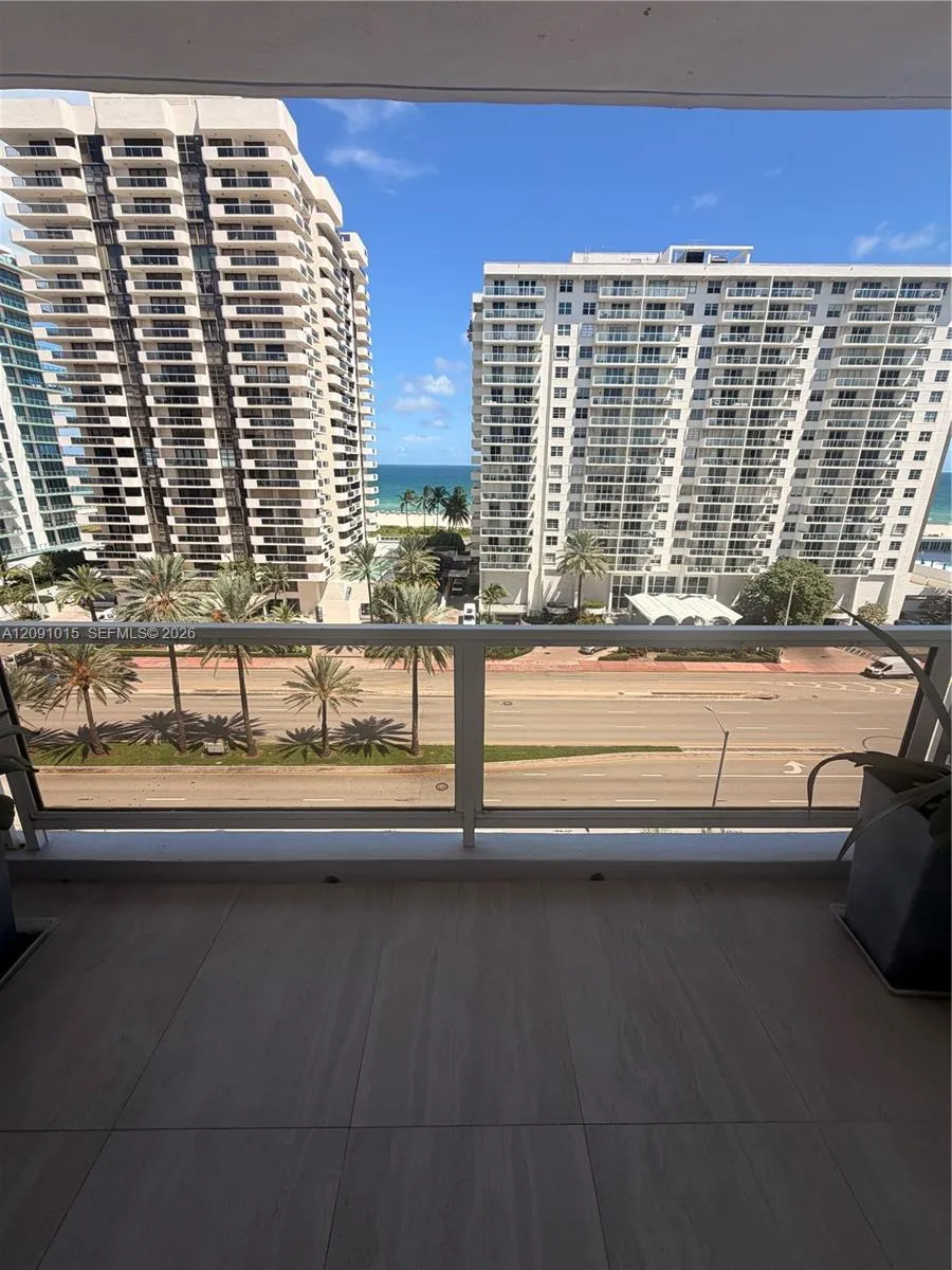 5700 Collins Ave #9B Miami Beach, FL 33140