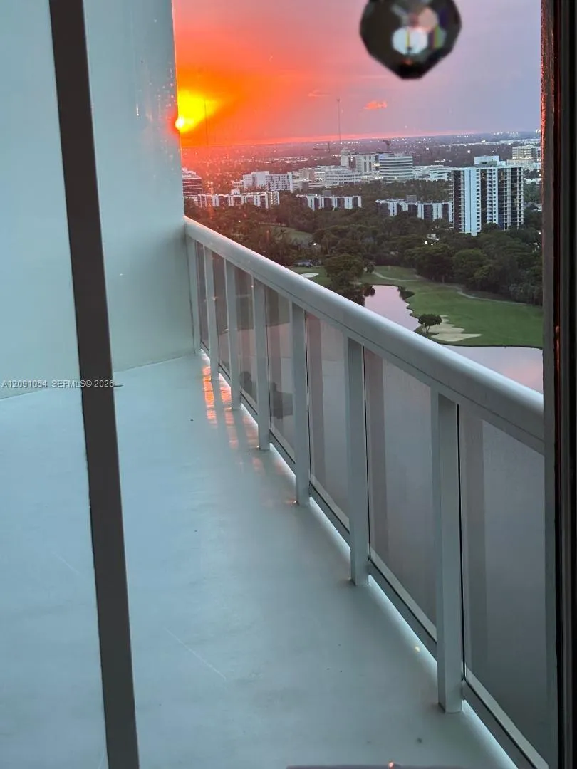 20185 E Country Club Dr #TS-7 Aventura, FL 33180