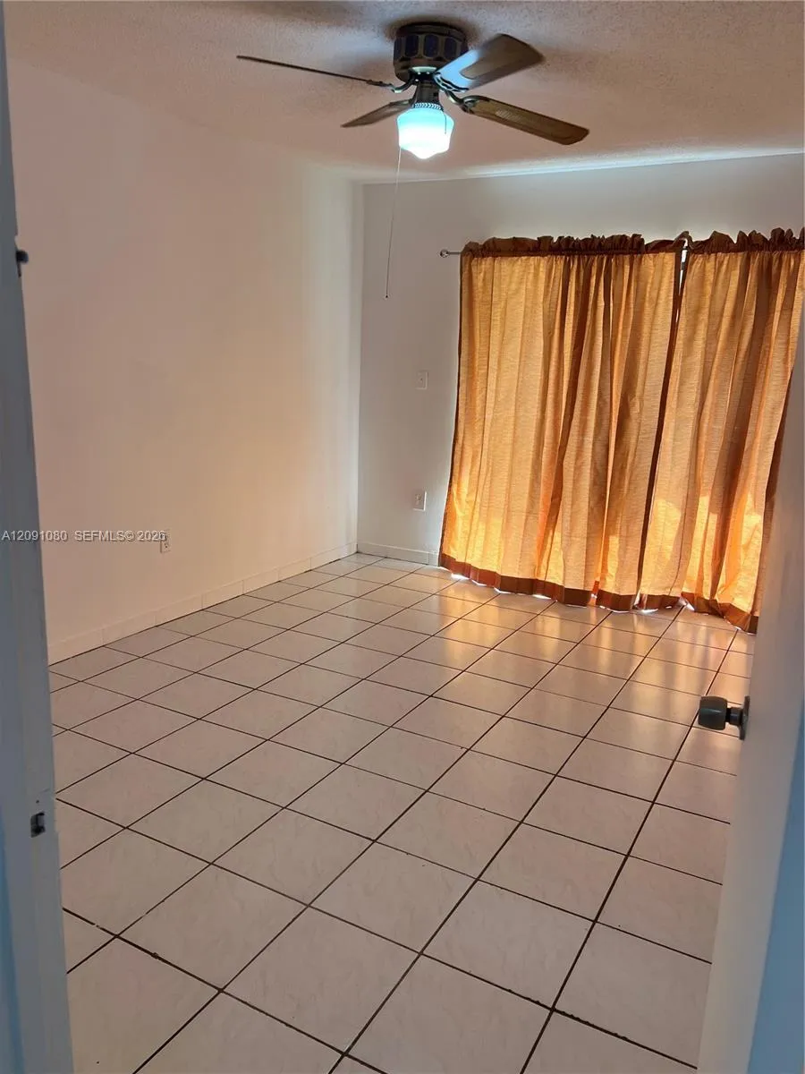 5366 W 26th Ave #121 Hialeah, FL 33016