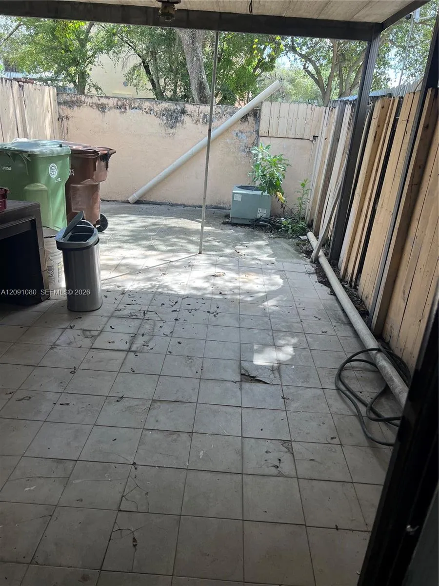 5366 W 26th Ave #121 Hialeah, FL 33016
