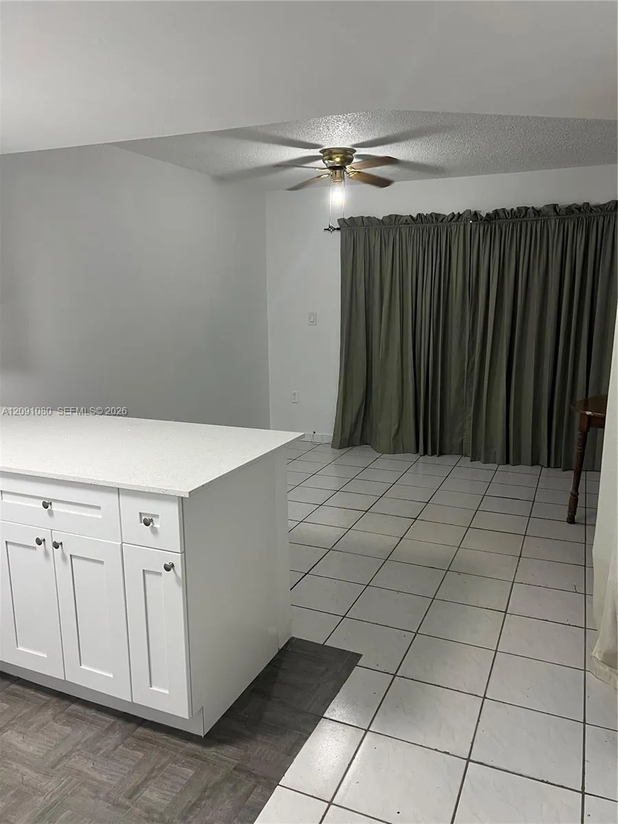 5366 W 26th Ave #121 Hialeah, FL 33016