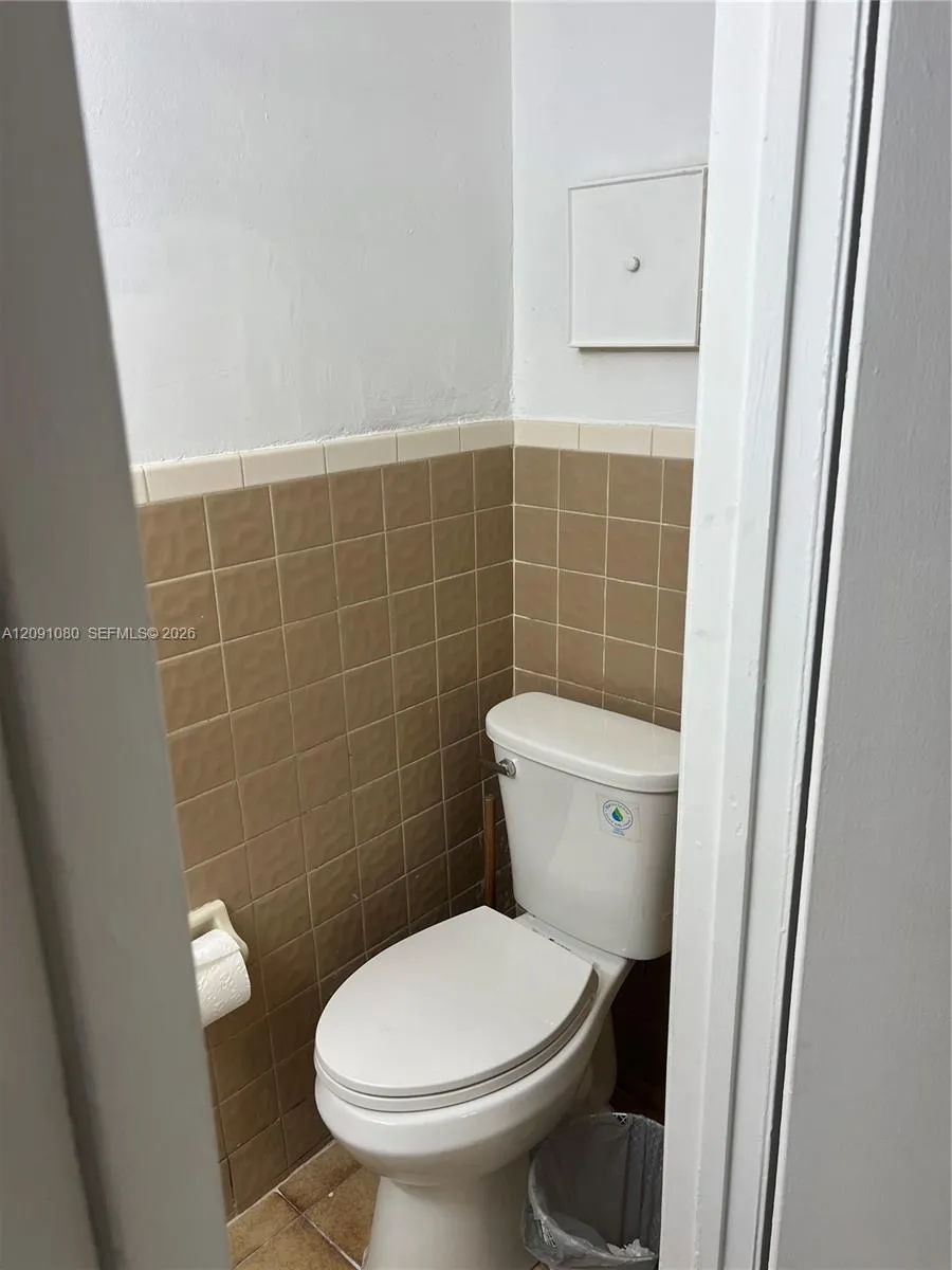 5366 W 26th Ave #121 Hialeah, FL 33016