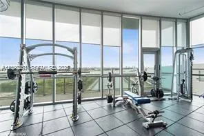 888 Biscayne Blvd #1710 Miami, FL 33132