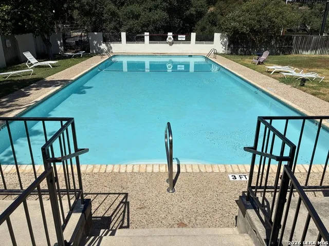 3246 CASTLEDALE DR #27 San Antonio, TX 78230