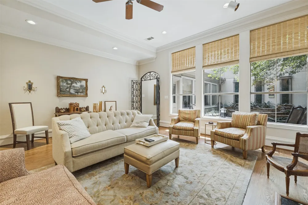 4116 Prescott Avenue Dallas, TX 75219