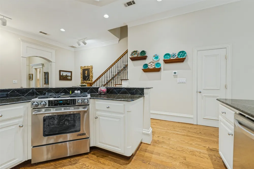 4116 Prescott Avenue Dallas, TX 75219