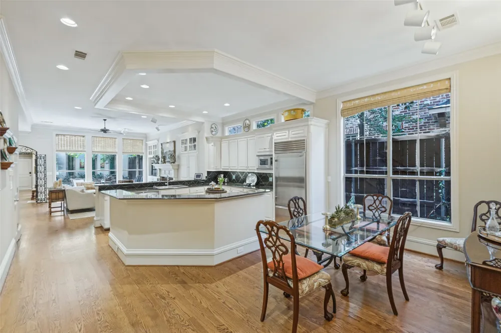 4116 Prescott Avenue Dallas, TX 75219