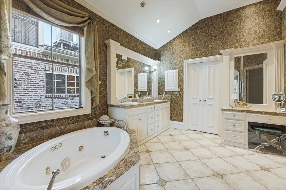 4116 Prescott Avenue Dallas, TX 75219