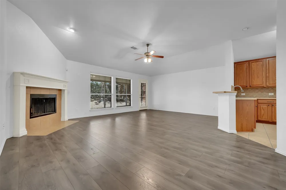 2309 Trickling Creek Drive Garland, TX 75041