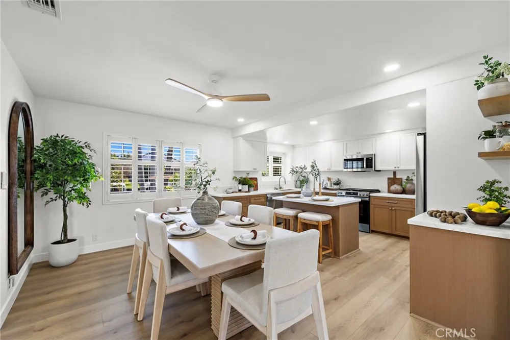 2076 Mori Orange, CA 92867