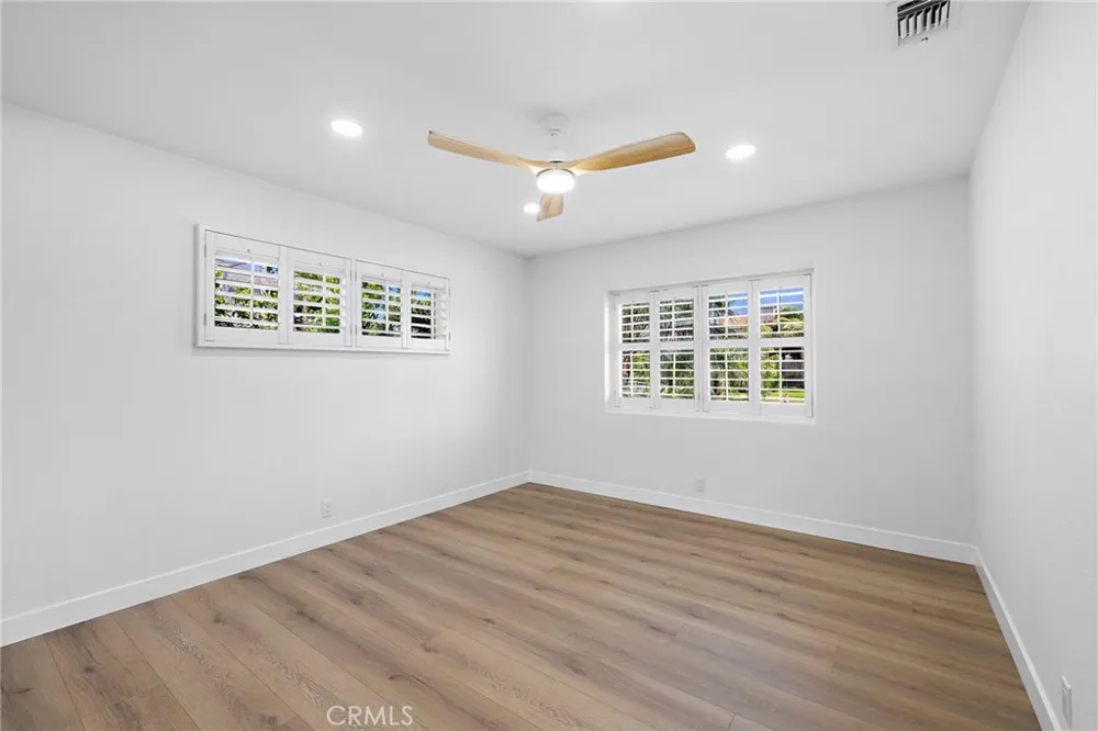 2076 Mori Orange, CA 92867