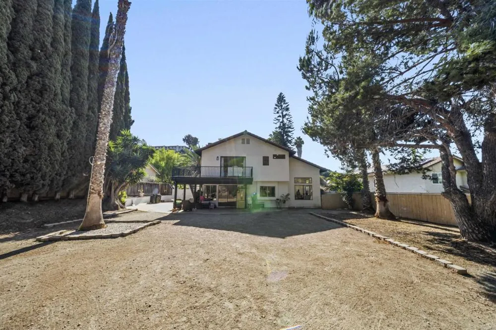 545 Canyon Drive Bonita, CA 91902
