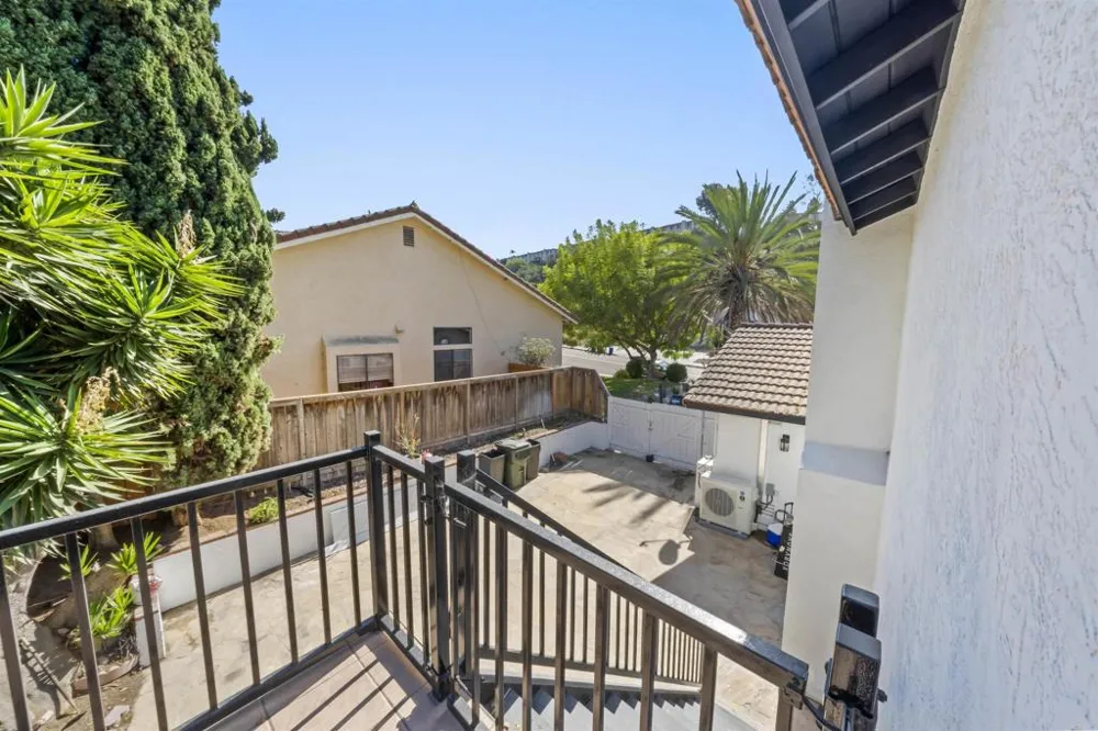 545 Canyon Drive Bonita, CA 91902