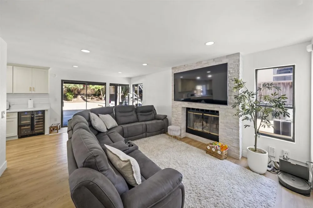 545 Canyon Drive Bonita, CA 91902