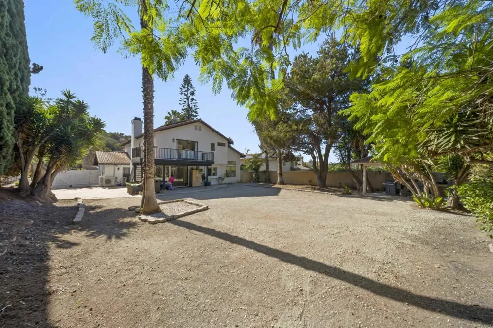 545 Canyon Drive Bonita, CA 91902