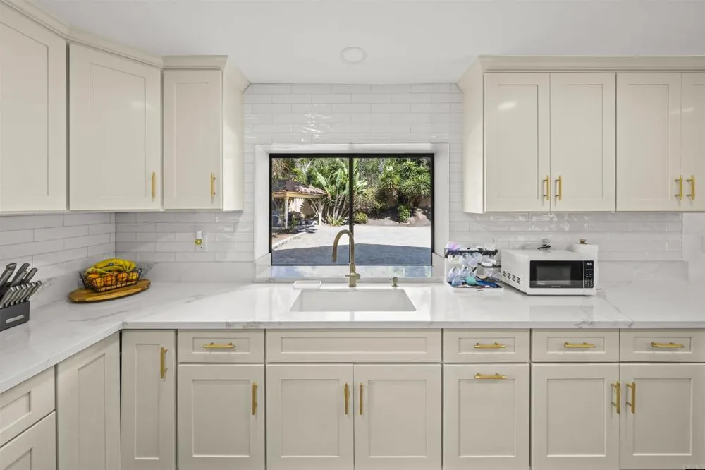 545 Canyon Drive Bonita, CA 91902