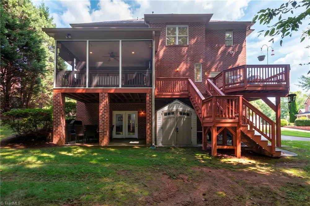 120 LaTrobe Court Advance, NC 27006