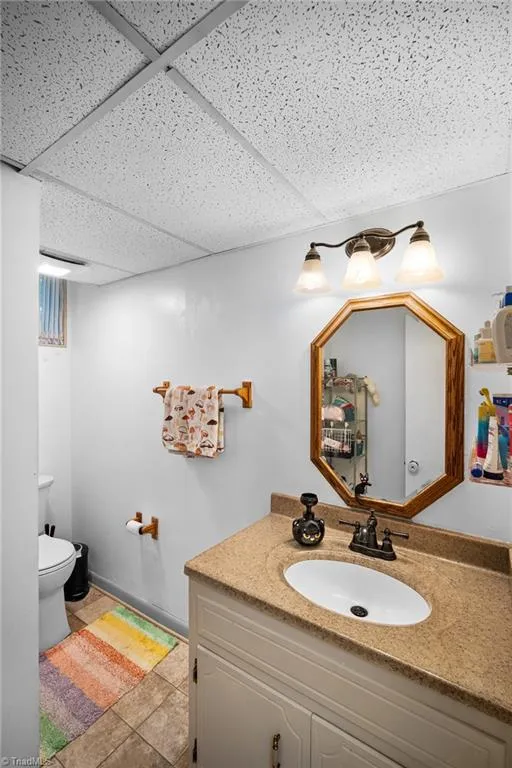 5 Windsor Circle Thomasville, NC 27360