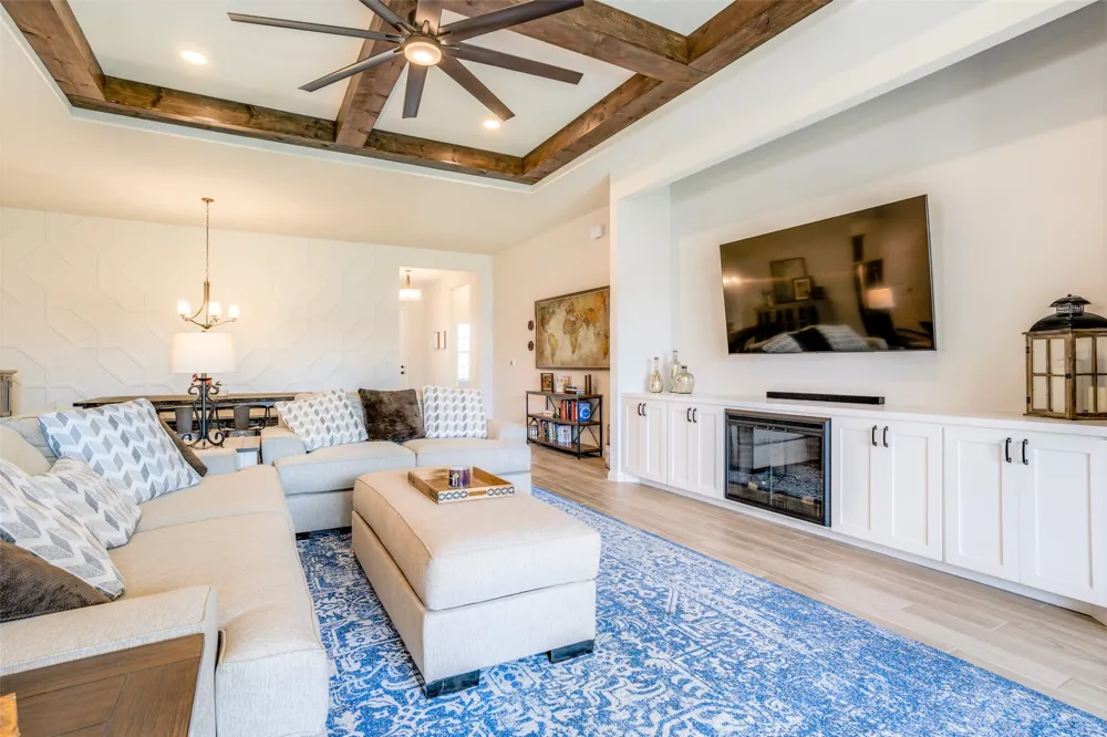 8313 Silhouette Street Austin, TX 78744
