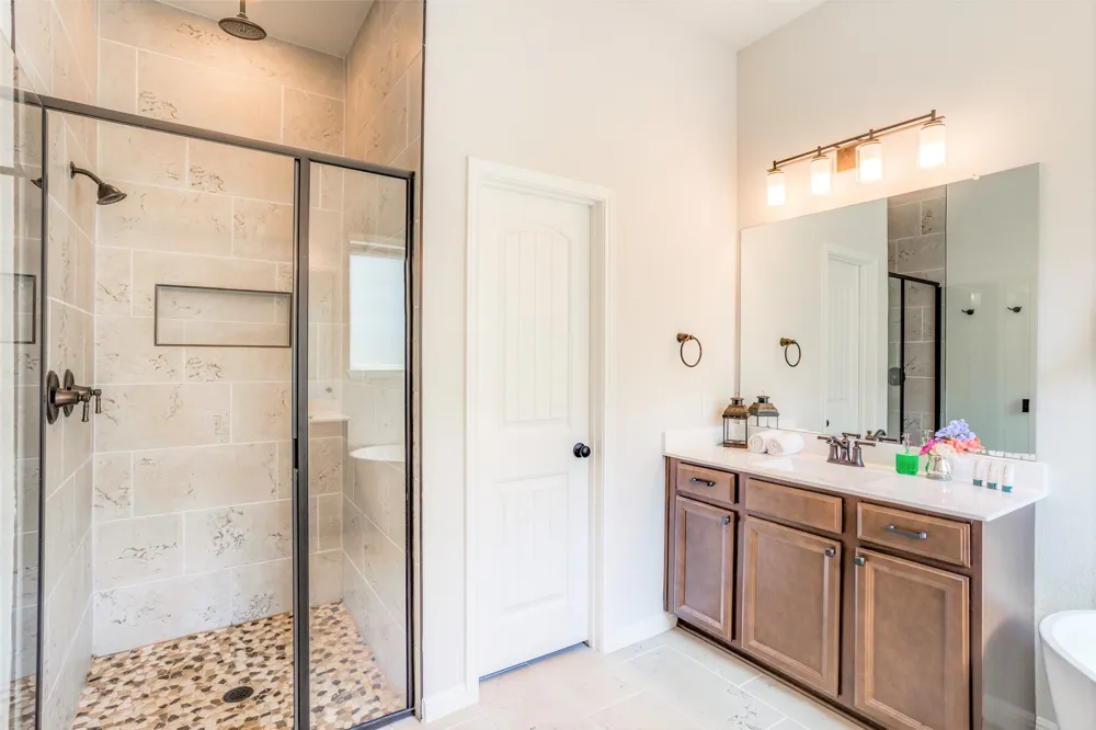 8313 Silhouette Street Austin, TX 78744