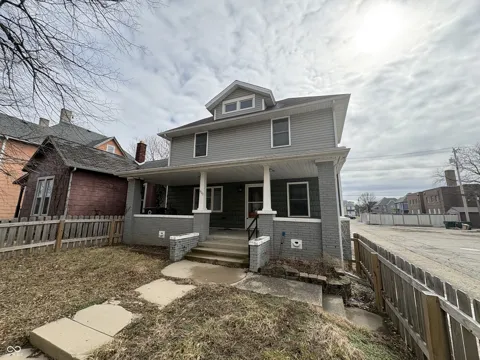 409 W Washington Street #2