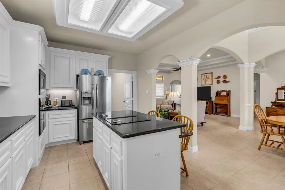 1813 Mesa Verde Drive Deer Park, TX 77536