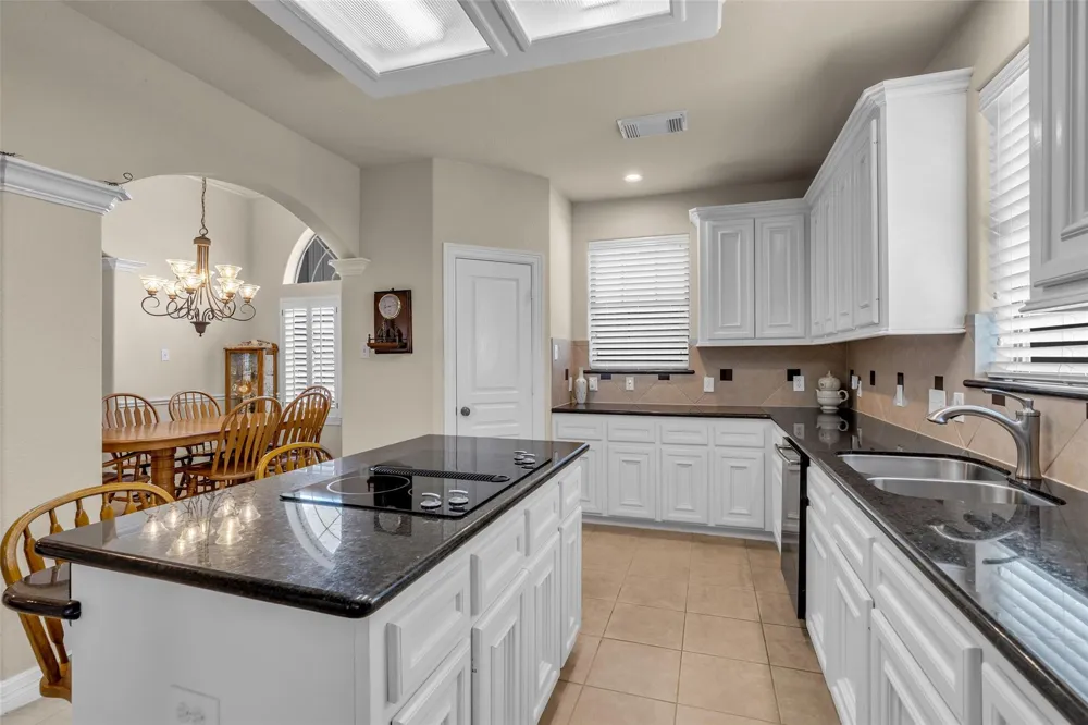 1813 Mesa Verde Drive Deer Park, TX 77536