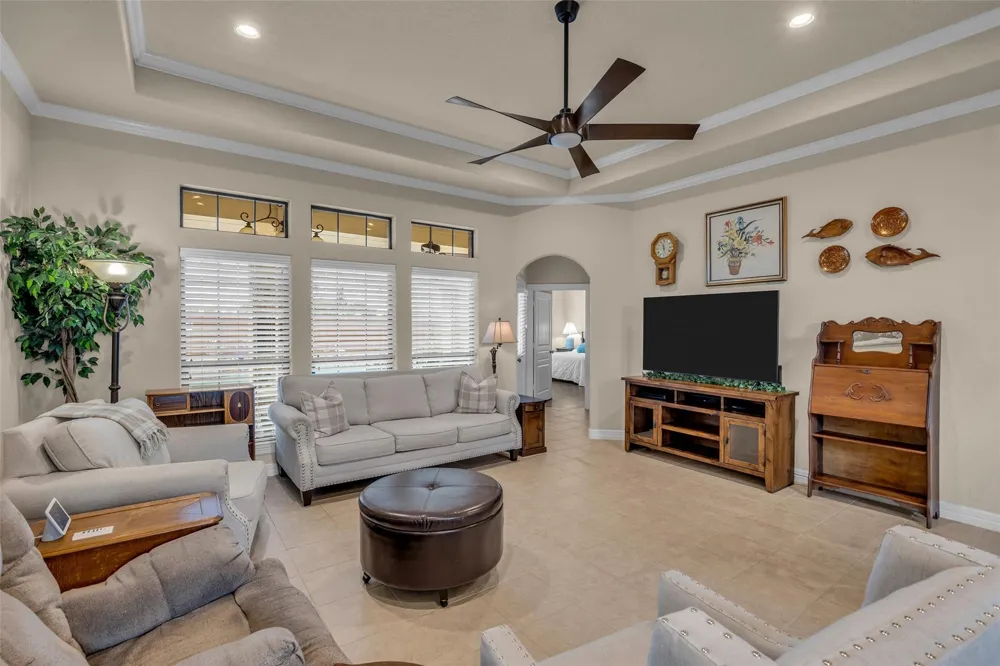 1813 Mesa Verde Drive Deer Park, TX 77536