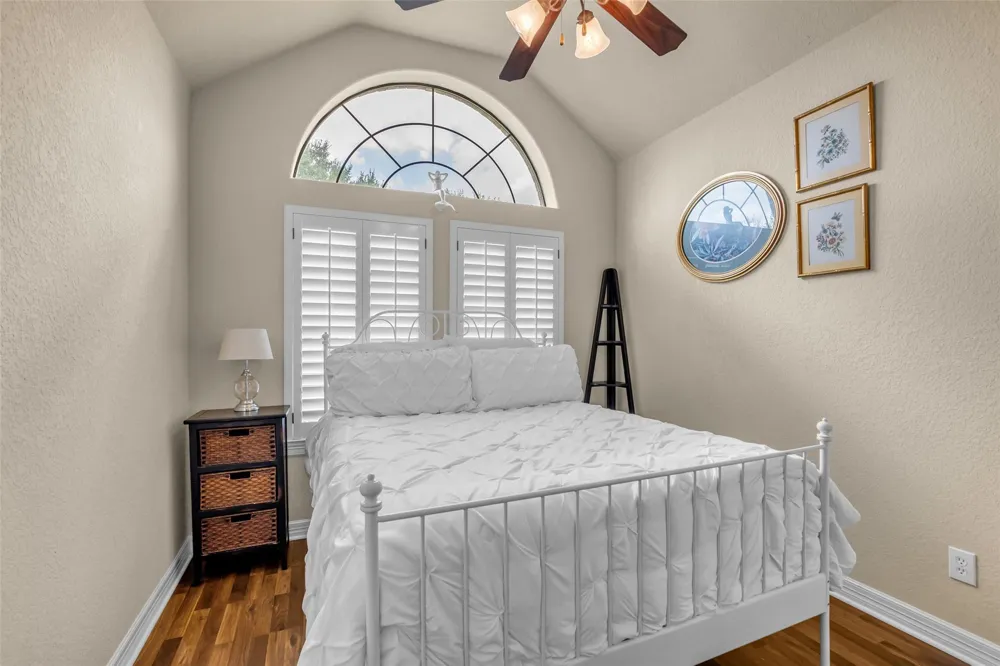 1813 Mesa Verde Drive Deer Park, TX 77536