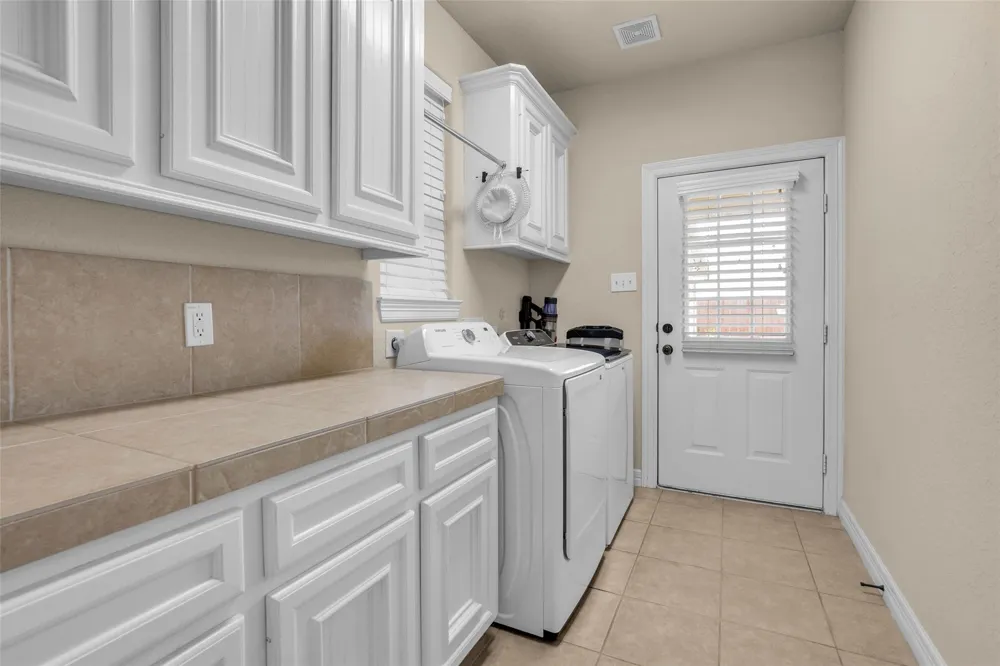 1813 Mesa Verde Drive Deer Park, TX 77536