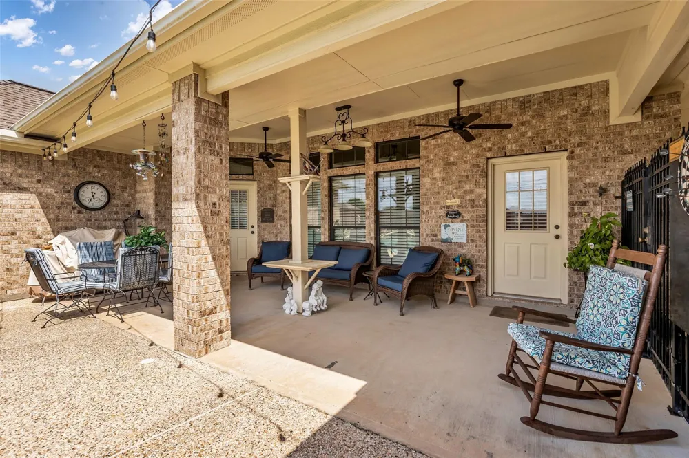 1813 Mesa Verde Drive Deer Park, TX 77536