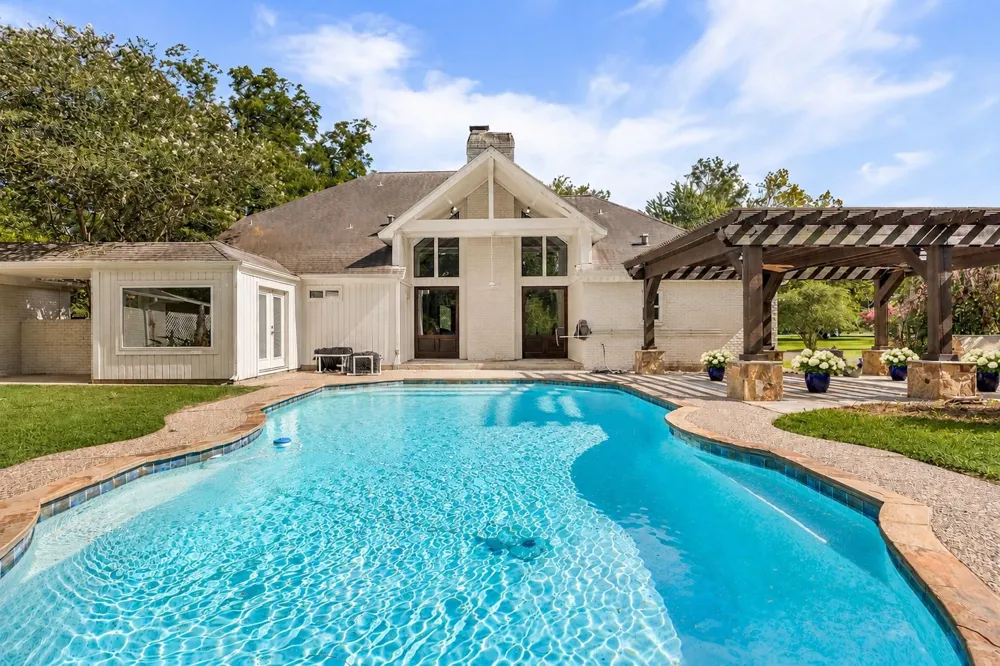 215 Caleta Circle Richmond, TX 77406