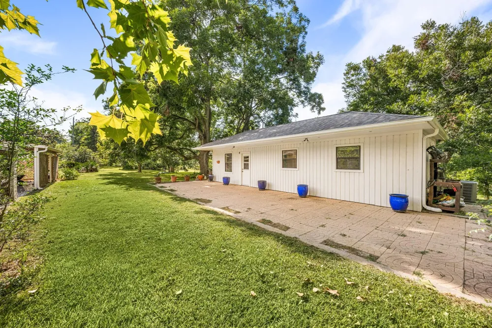 215 Caleta Circle Richmond, TX 77406