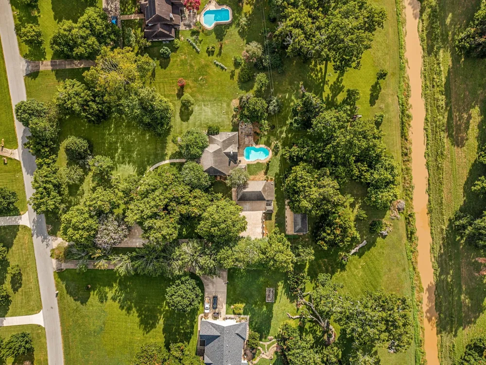 215 Caleta Circle Richmond, TX 77406