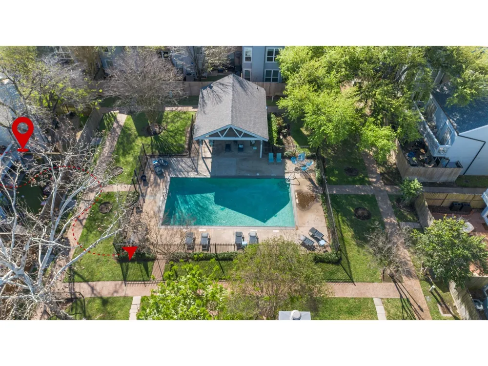 735 Worthshire Street Houston, TX 77008