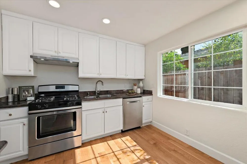 3 Garden Street Redwood City, CA 94063