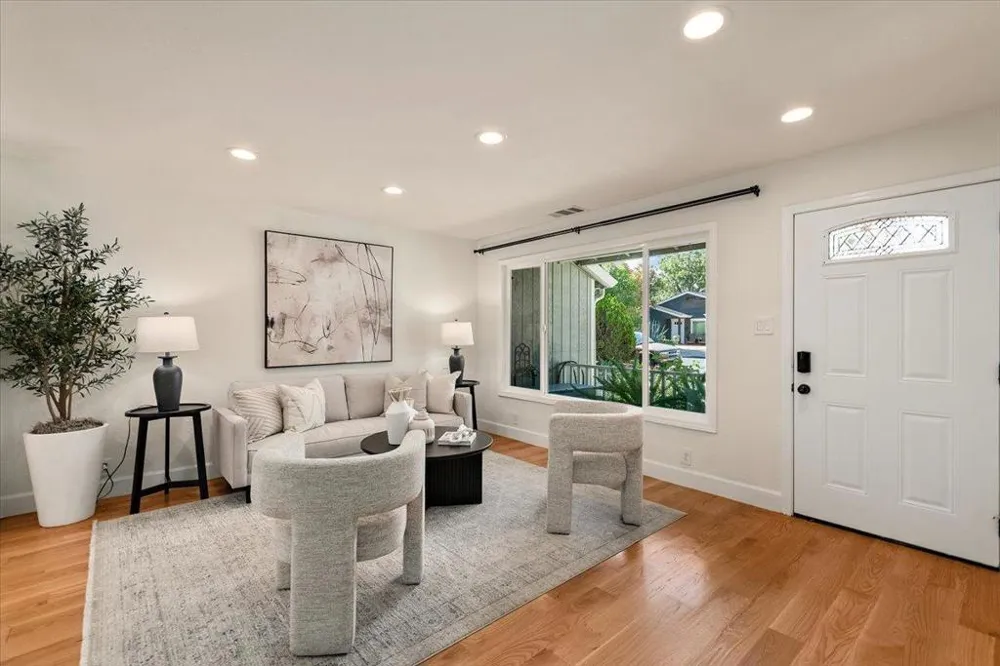 3 Garden Street Redwood City, CA 94063