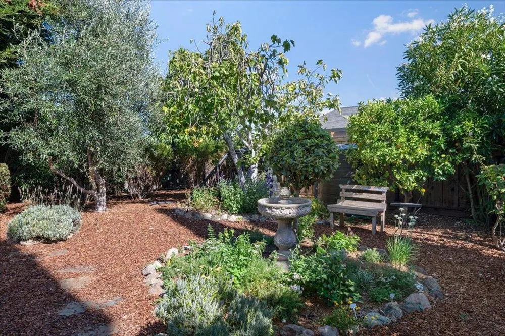 3 Garden Street Redwood City, CA 94063