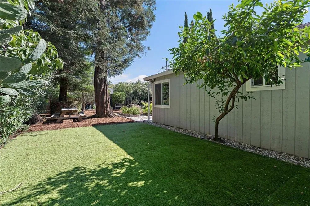 3 Garden Street Redwood City, CA 94063