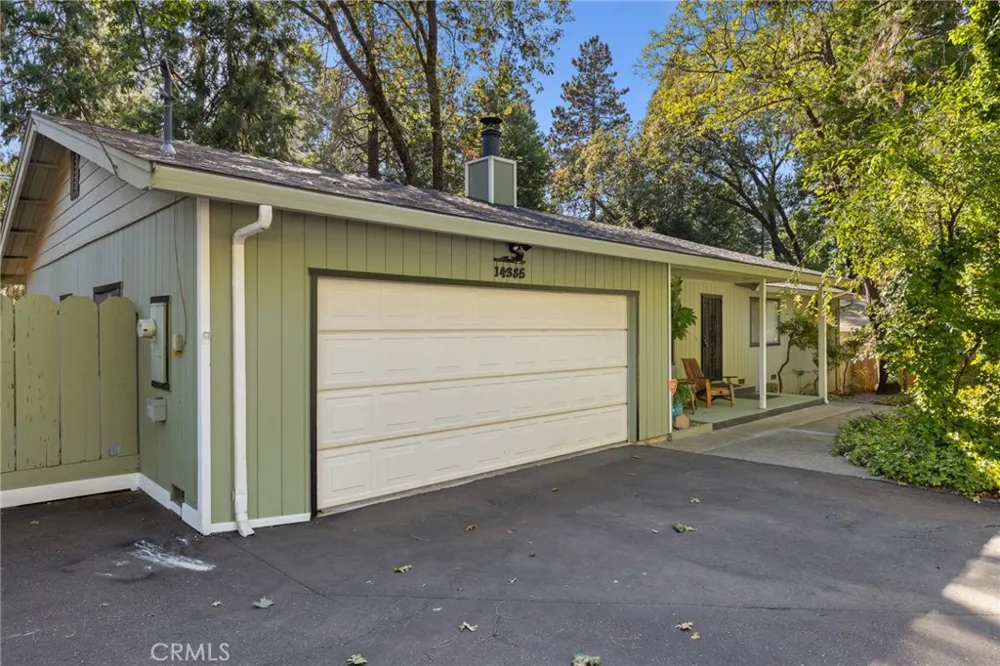 14385 Sinclair Magalia, CA 95954