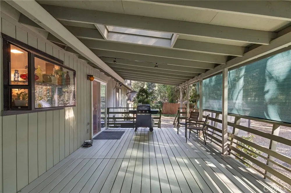 14385 Sinclair Magalia, CA 95954