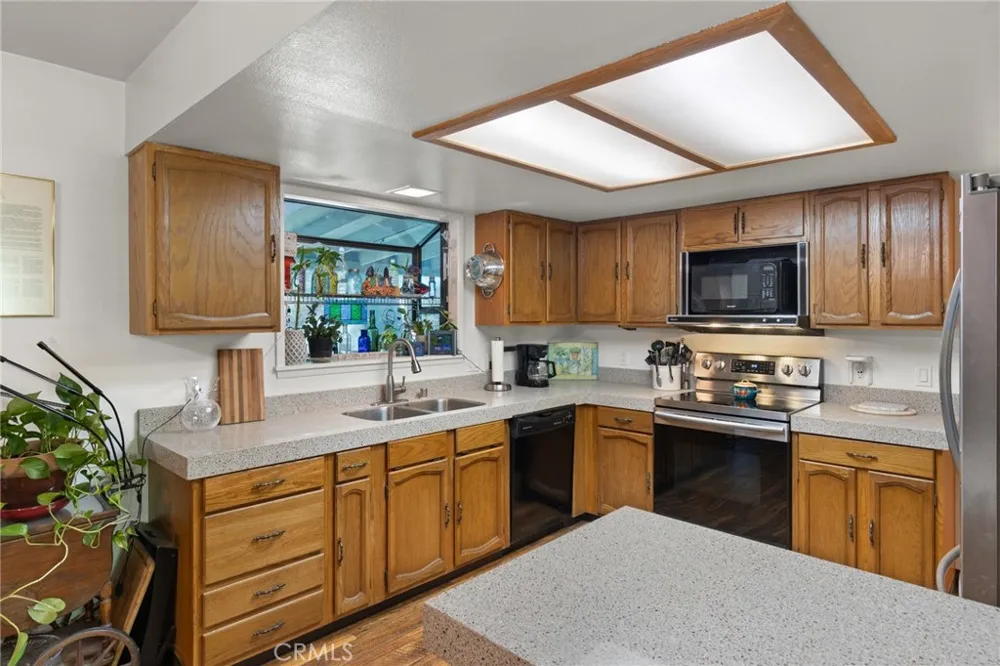 14385 Sinclair Magalia, CA 95954