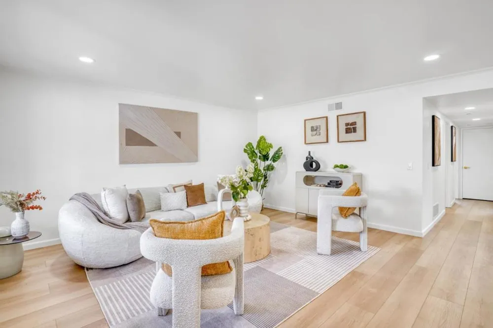 5804 Chesbro Avenue San Jose, CA 95123